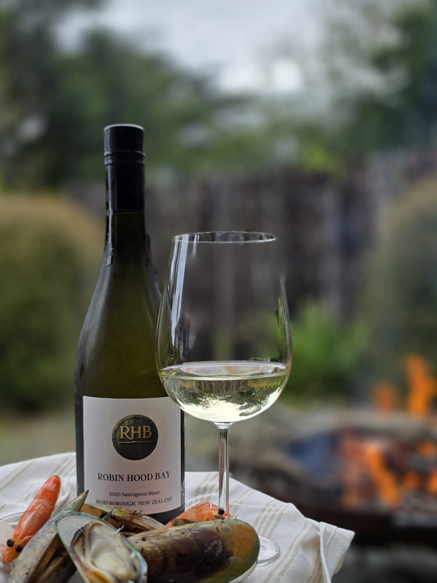 Robin Hood Bay Sauvignon Blanc with seafood pairing